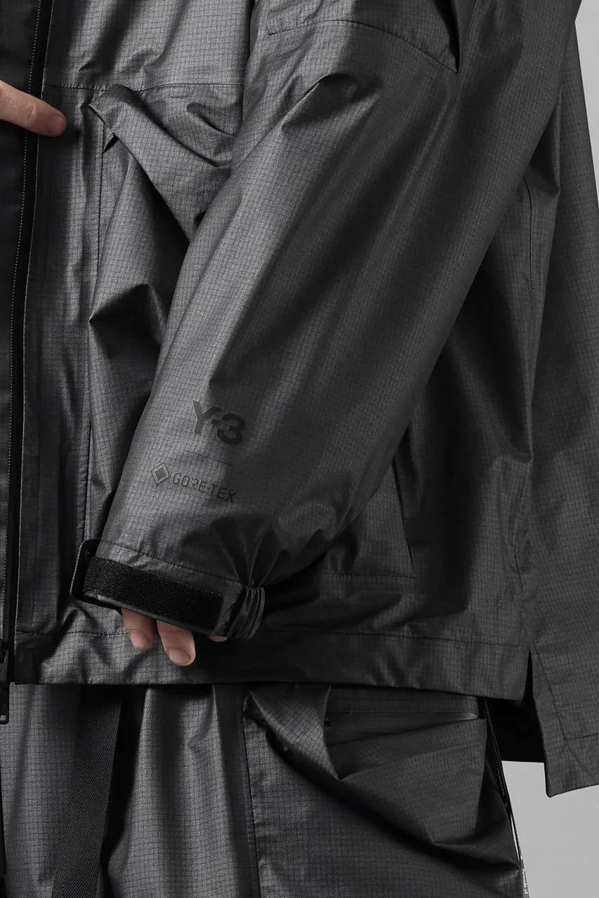 Y-3 Yohji Yamamoto OUTDOOR HOODIE JACKET / GORE-TEX RIPSTOP (BLACK) - Image 45
