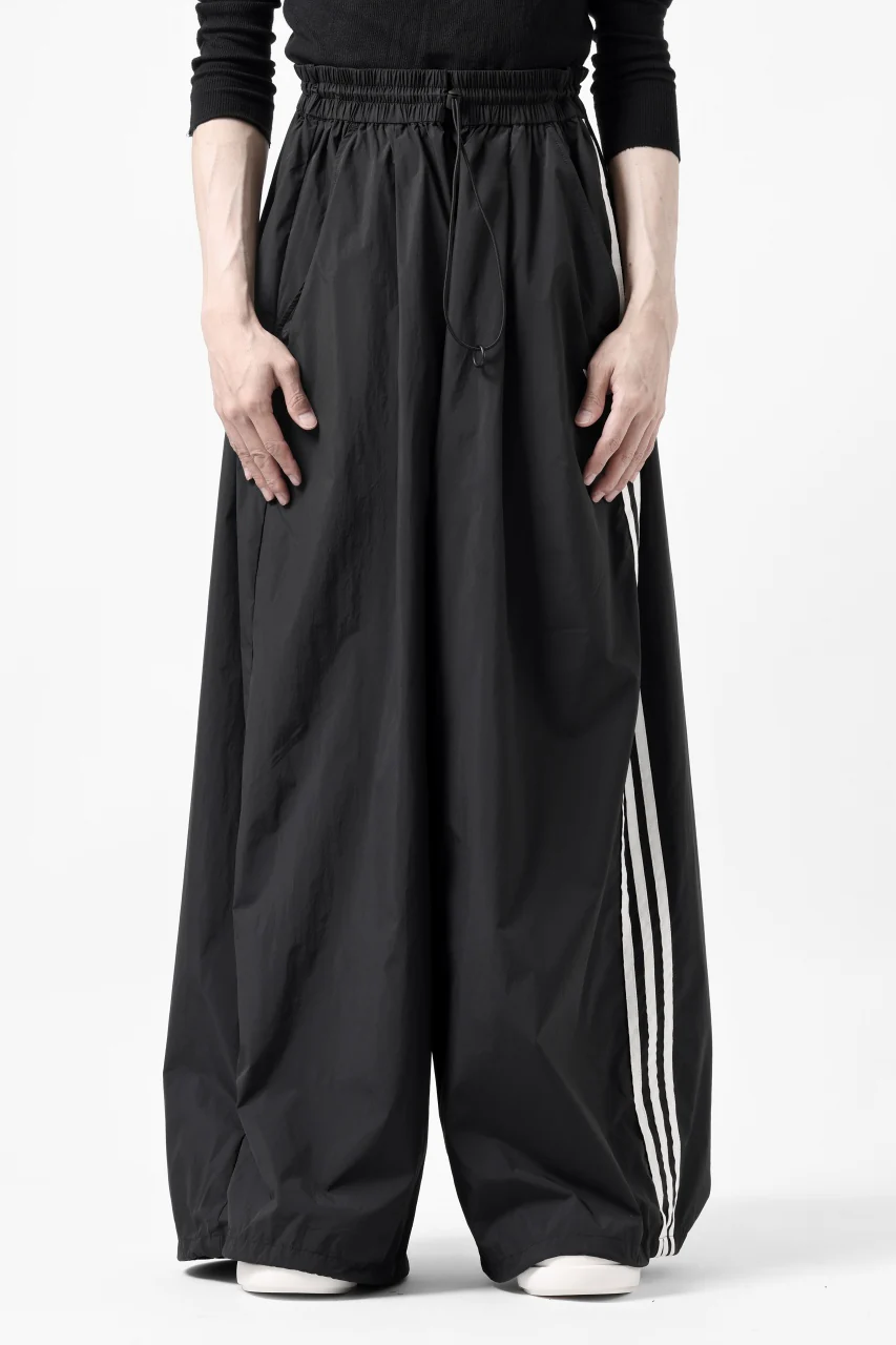 Y-3 Yohji Yamamoto THREE STRIPES SUPER WIDE PANTS / SILKY NYLON (BLACK) - Image 3