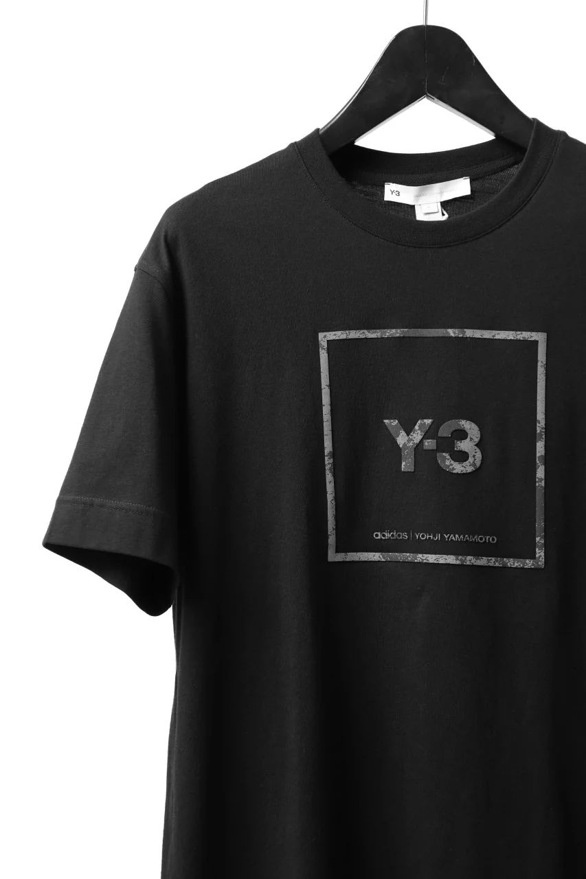 Y-3 Yohji Yamamoto U SQUARE LABEL GRAPHIC SS TEE / REFLECTION LOGO (BLACK) - Image 16