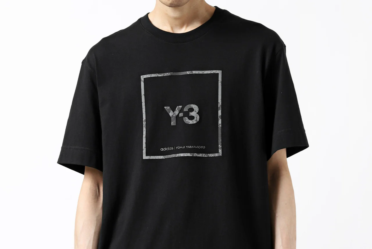 Y-3 Yohji Yamamoto U SQUARE LABEL GRAPHIC SS TEE / REFLECTION LOGO (BLACK) - Image 22