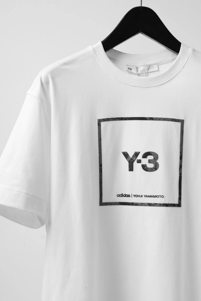 Y-3 Yohji Yamamoto U SQUARE LABEL GRAPHIC SS TEE / REFLECTION LOGO (WHITE) - Image 14