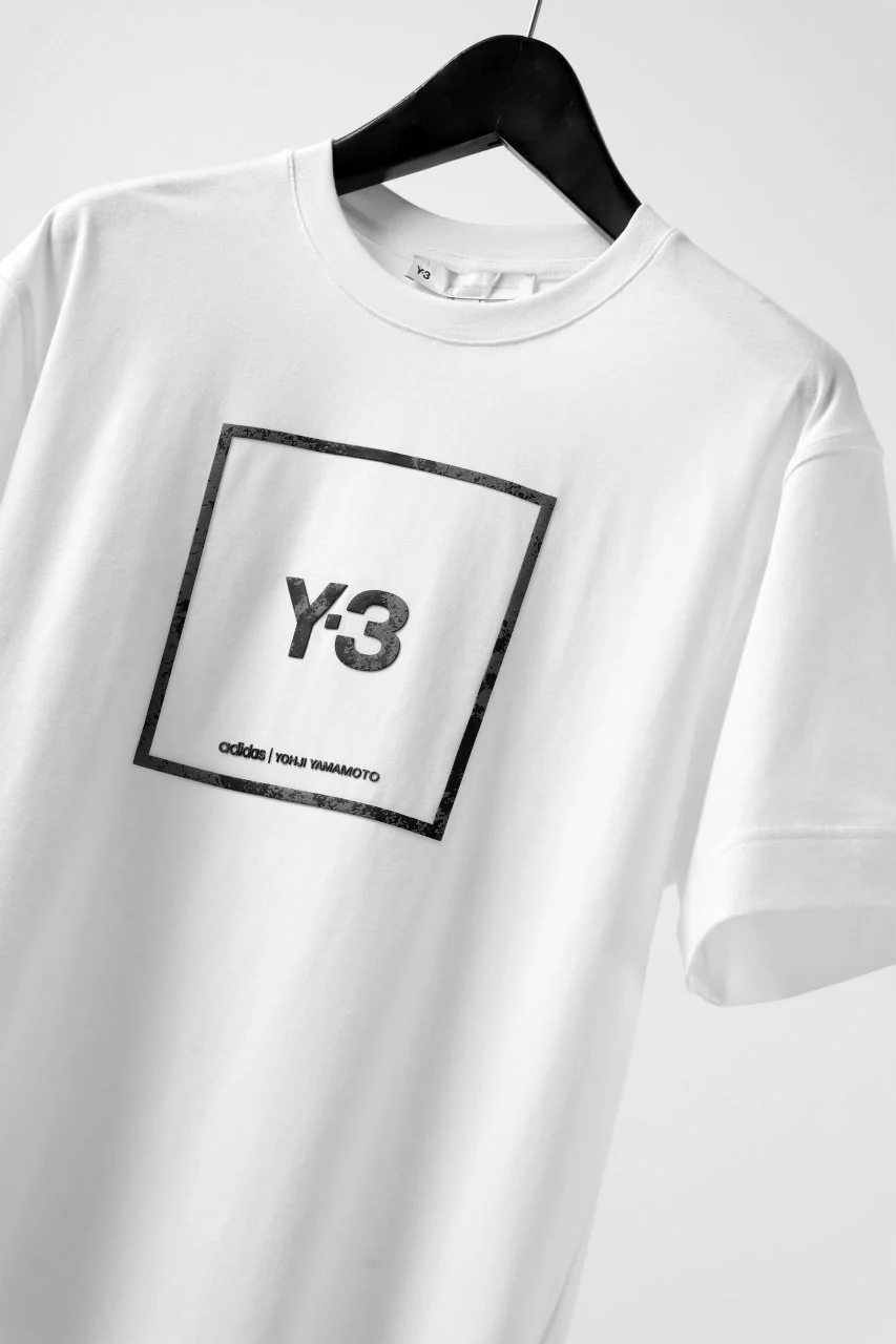 Y-3 Yohji Yamamoto U SQUARE LABEL GRAPHIC SS TEE / REFLECTION LOGO (WHITE) - Image 16