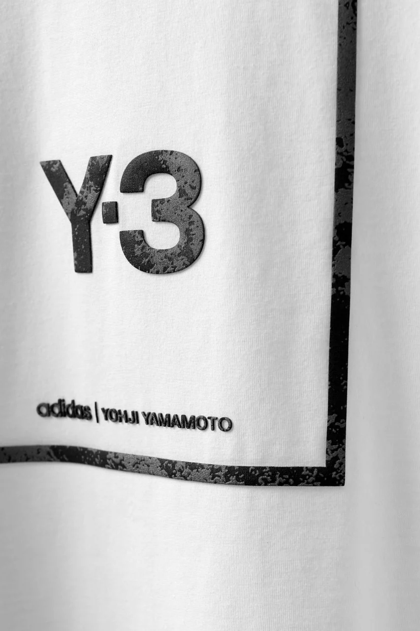 Y-3 Yohji Yamamoto U SQUARE LABEL GRAPHIC SS TEE / REFLECTION LOGO (WHITE) - Image 18