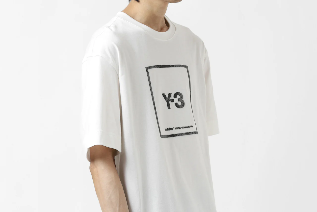 Y-3 Yohji Yamamoto U SQUARE LABEL GRAPHIC SS TEE / REFLECTION LOGO (WHITE) - Image 21