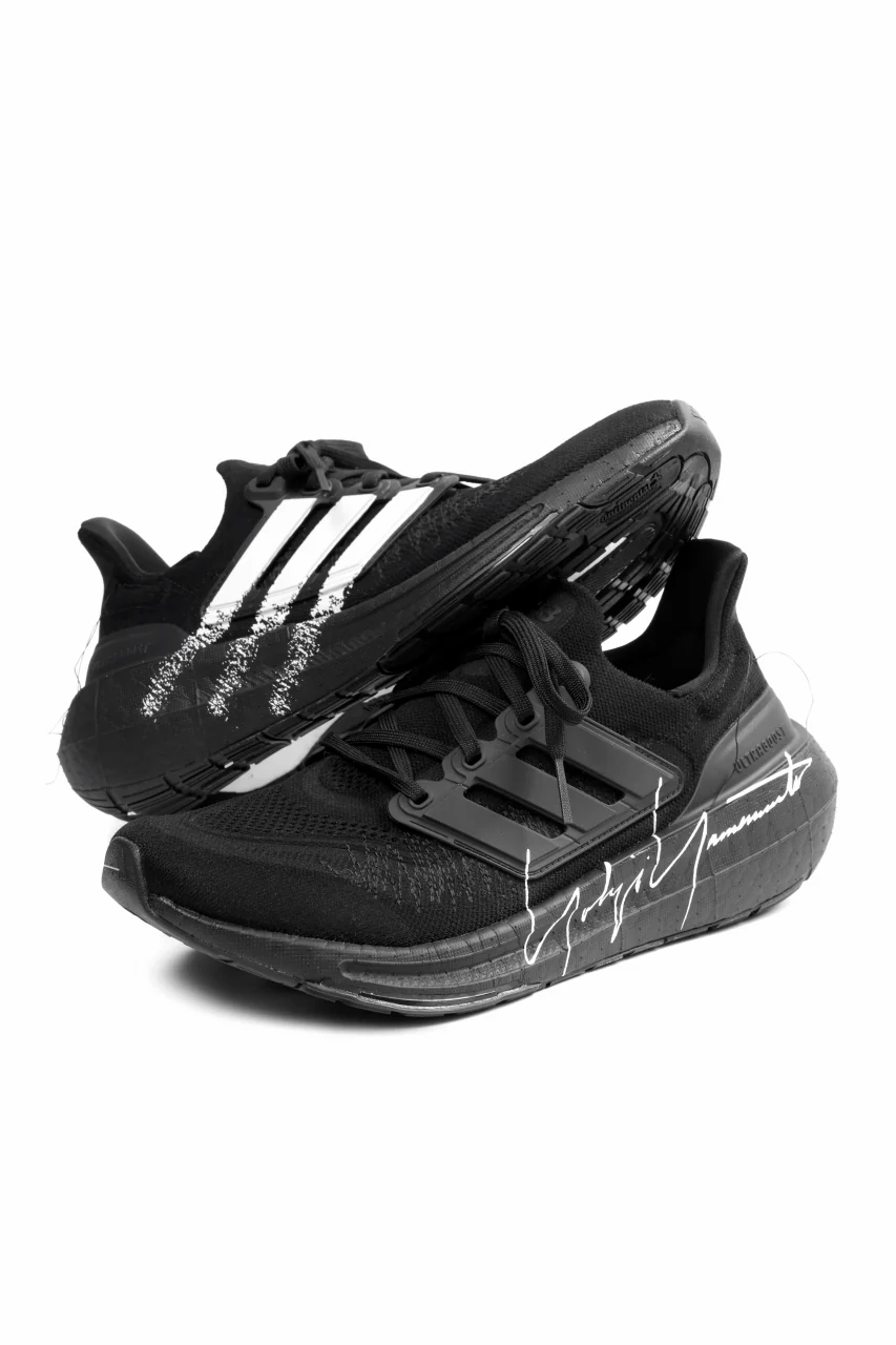 Y-3 Yohji Yamamoto ULTRABOOST LIGHT  (BLACK x WHITE) - Image 3