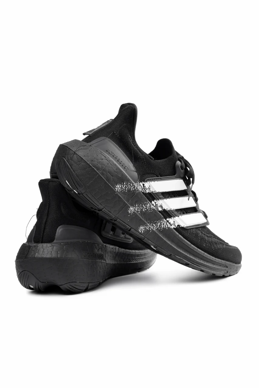 Y-3 Yohji Yamamoto ULTRABOOST LIGHT  (BLACK x WHITE) - Image 4