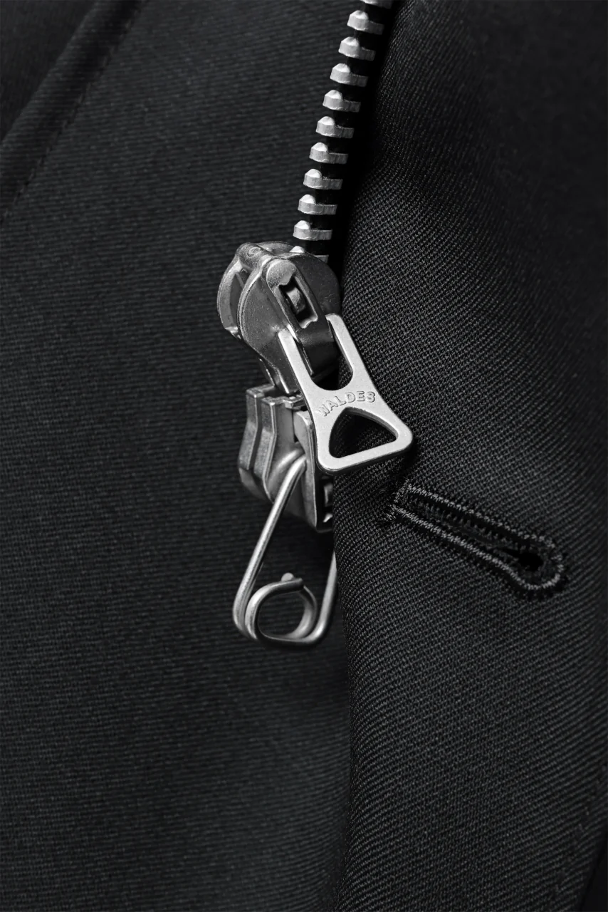 Y's BANG ON! No.188 GABARDINE PEAKED LAPEL MILITARY COAT (BLACK) - Image 17