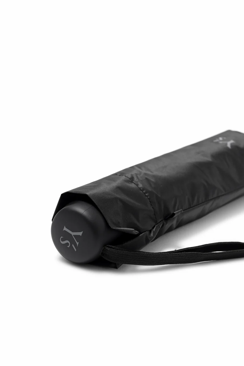 Y's DOT PRINT FOLDED UMBRELLA (BLACK) - Image 15