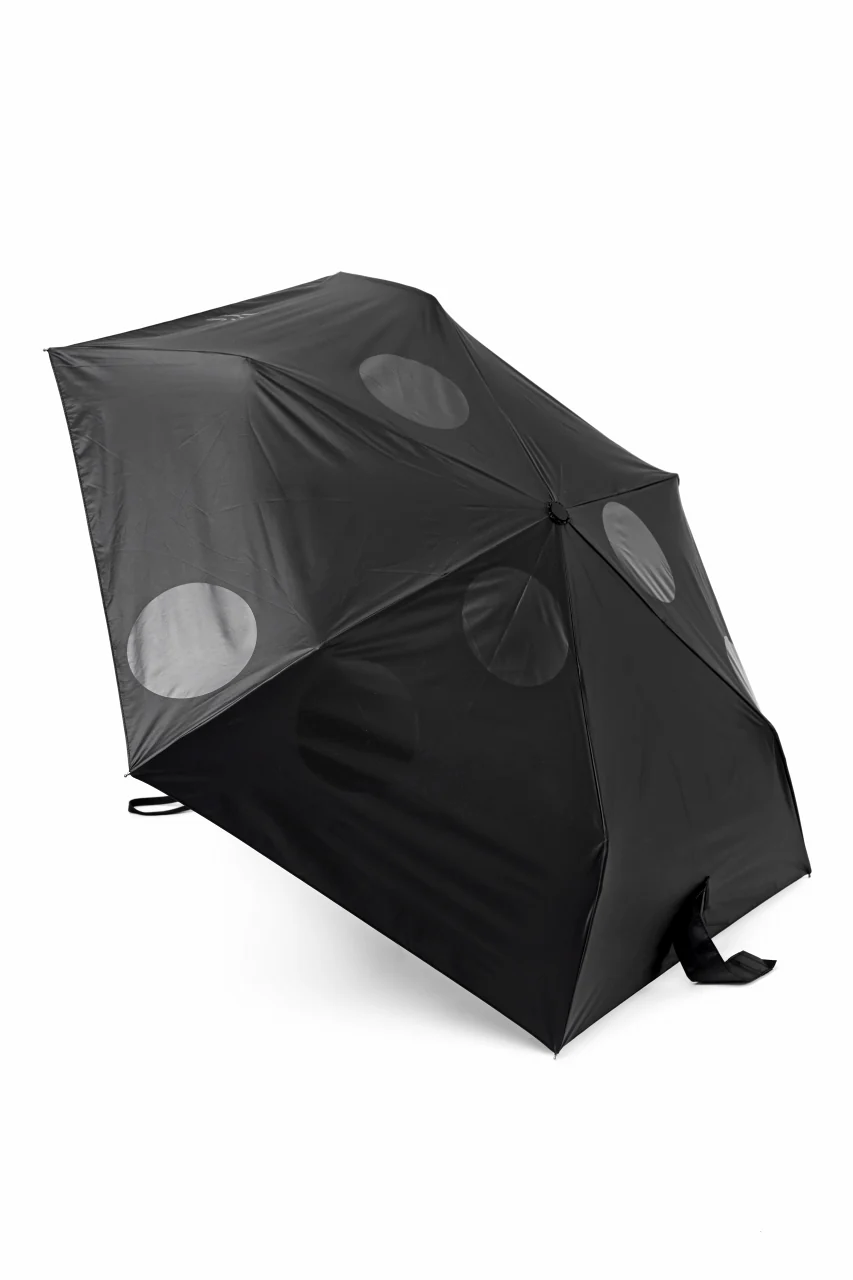 Y's DOT PRINT FOLDED UMBRELLA (BLACK) - Image 3