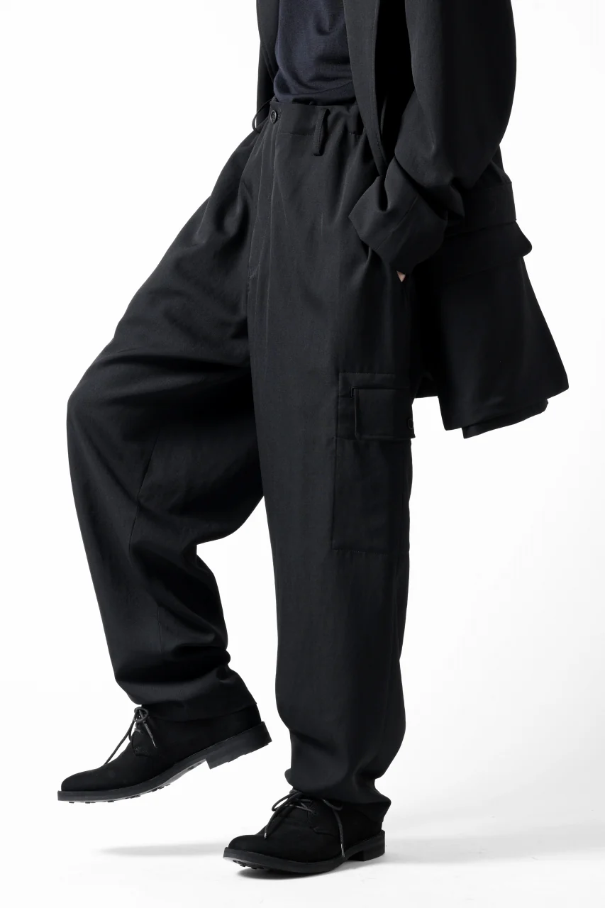 Y's for men SIDE TUCK CARGO POCKET PANTS / WRINKLED GABARDINE (BLACK) - Image 5