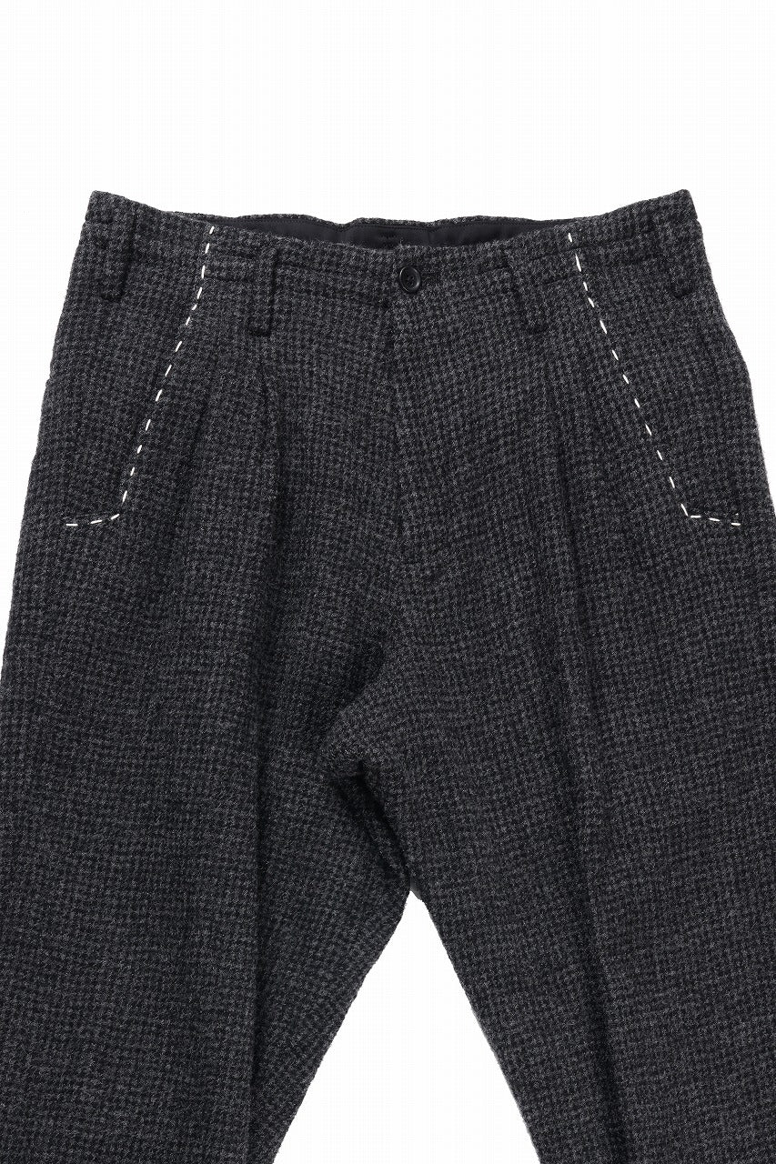 Y's for men TAB DETAIL PANTS with HAND STITCH / HOUNDSTOOTH WOOL (BLACK) - Image 16