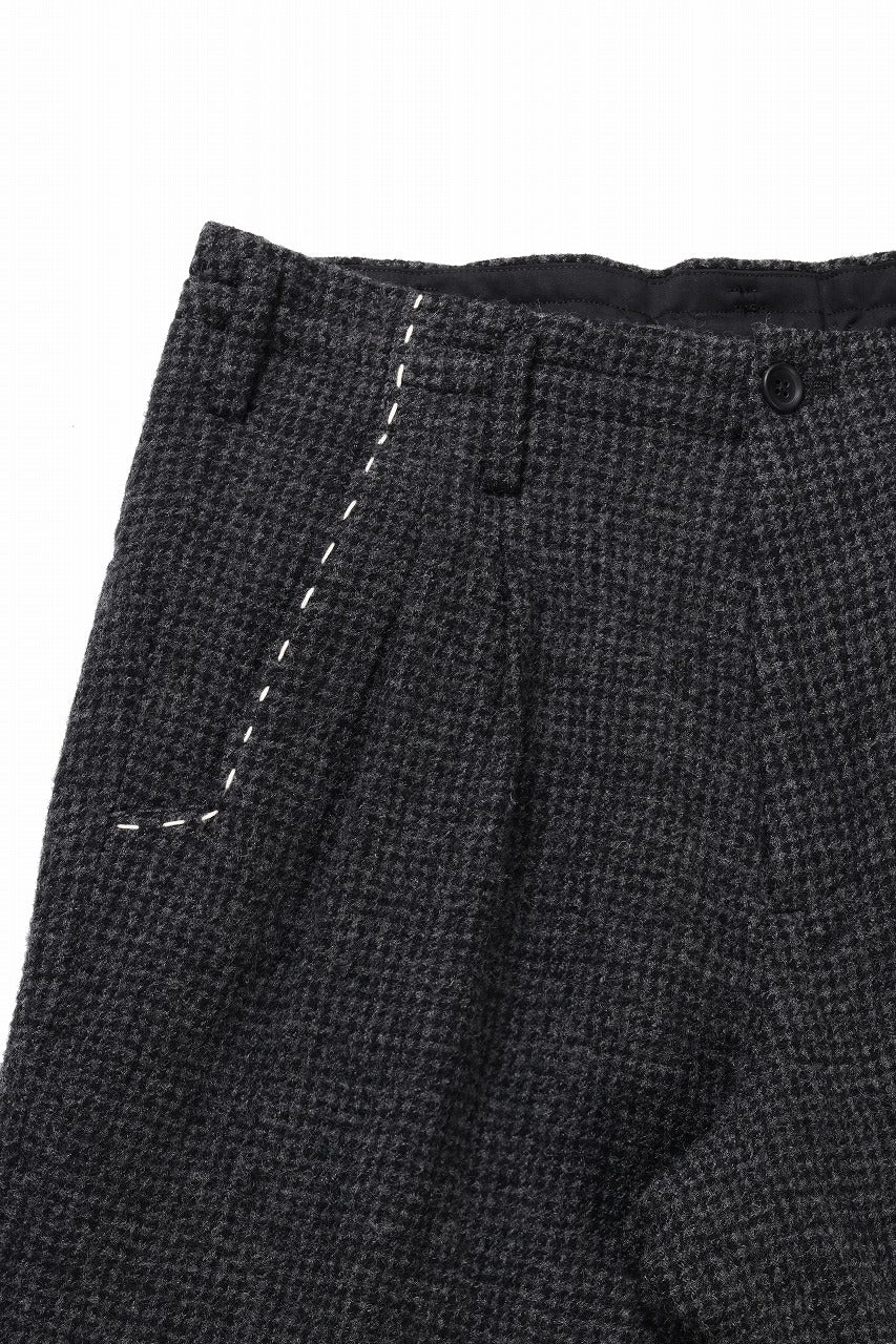 Y's for men TAB DETAIL PANTS with HAND STITCH / HOUNDSTOOTH WOOL (BLACK) - Image 6