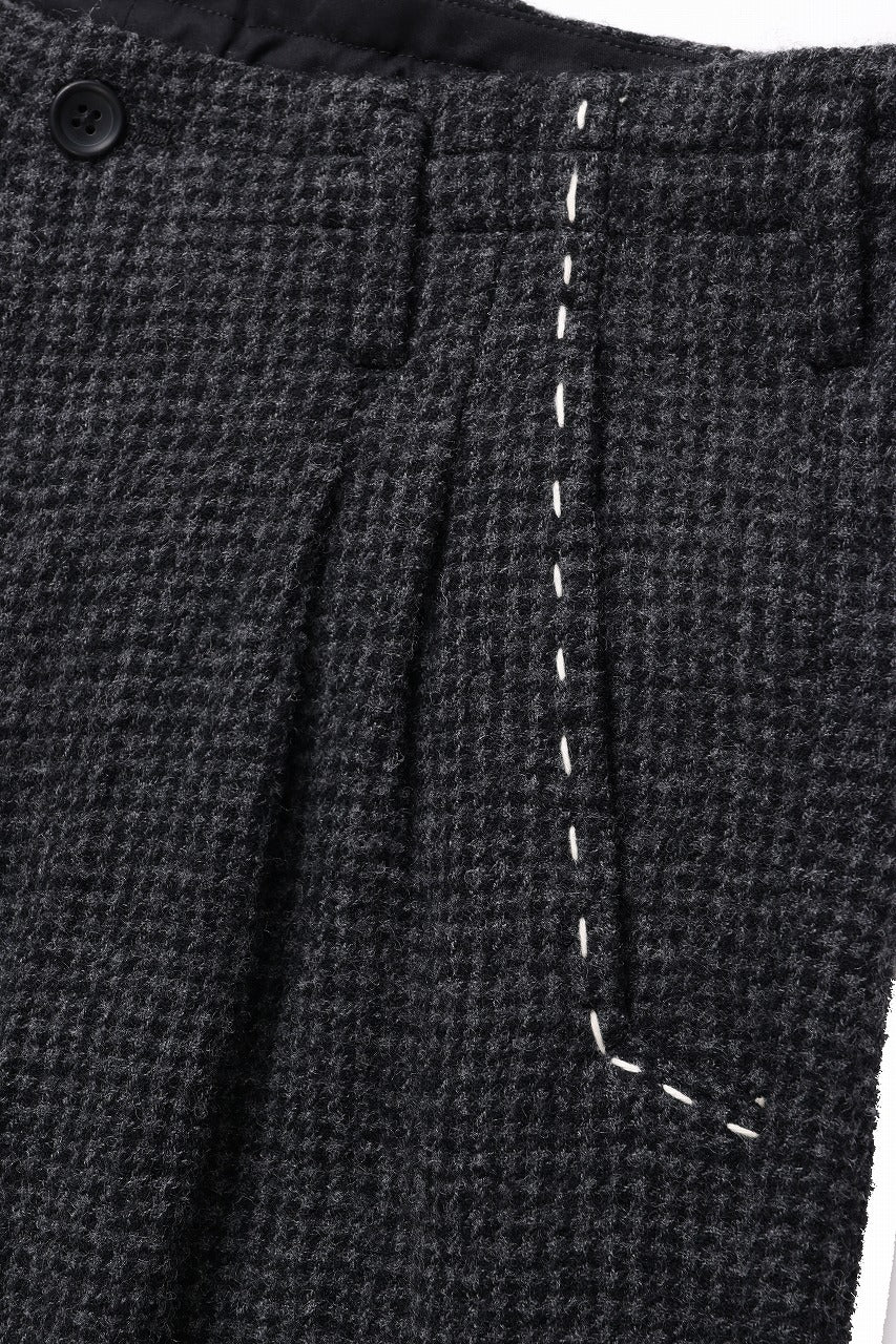 Y's for men TAB DETAIL PANTS with HAND STITCH / HOUNDSTOOTH WOOL (BLACK) - Image 7