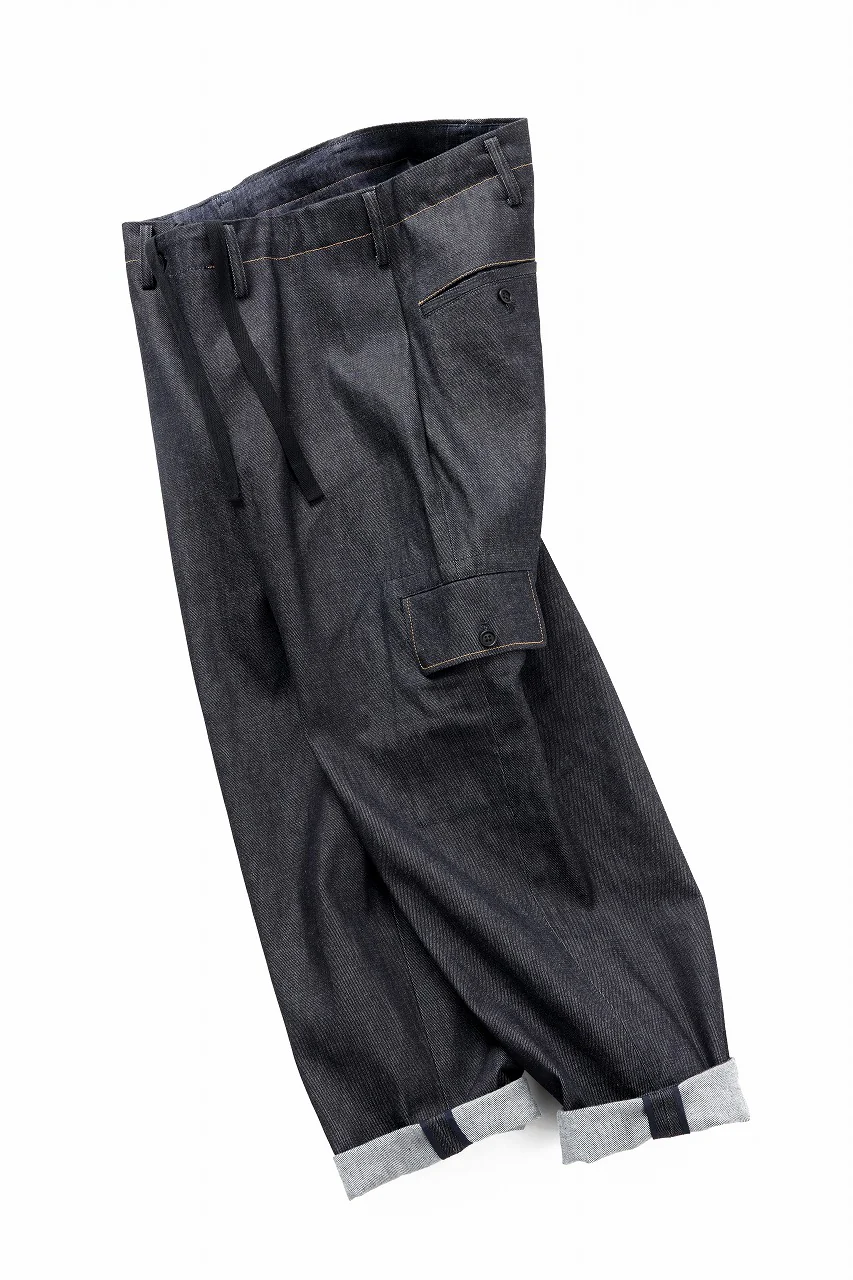 Y's for men TUCK PANTS WITH COLOR COMBI STITCH / 13oz UNEVEN YARN DENIM (BLUE) - Image 2