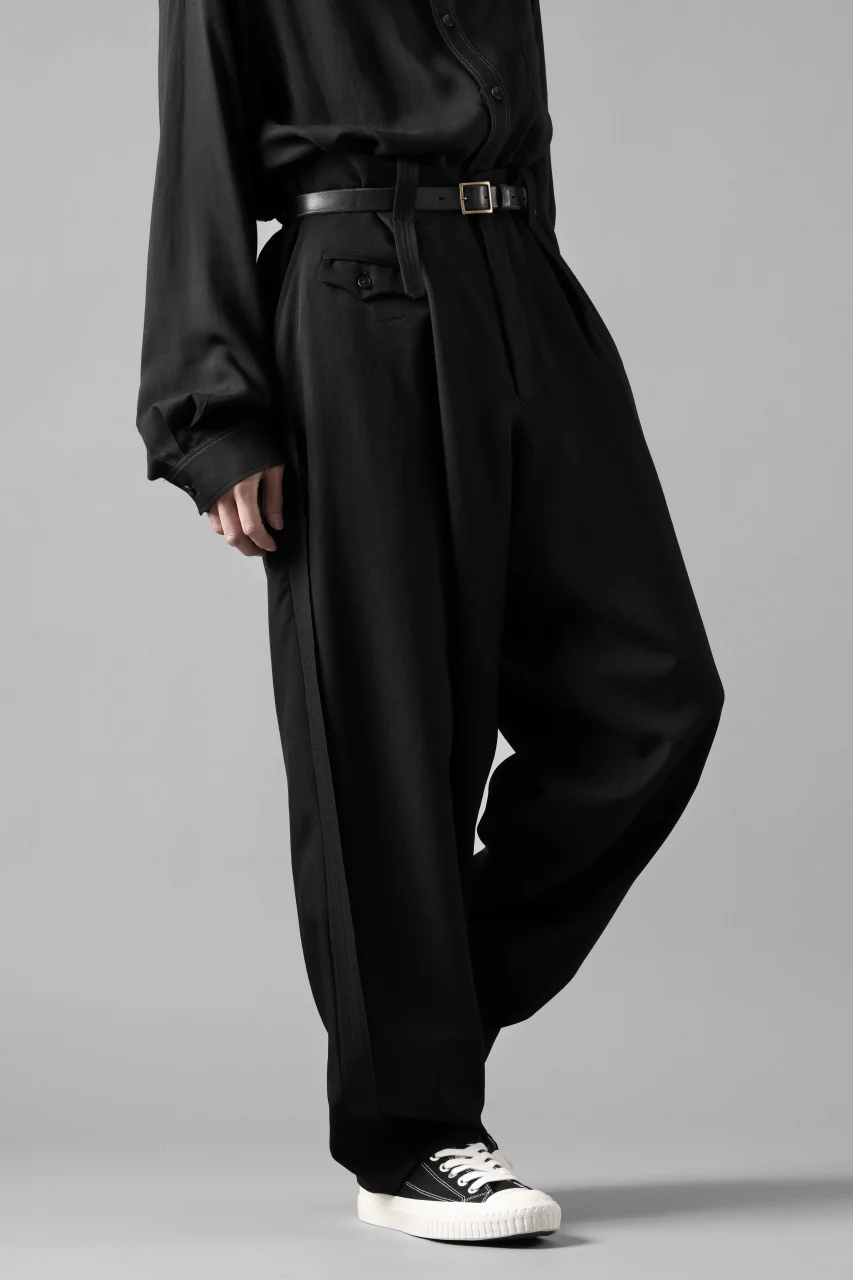 Y's for men WITH DECORATIVE CLOTH TAPERED PANTS / WRINKLE WOOL GABARDINE (BLACK) - Image 26