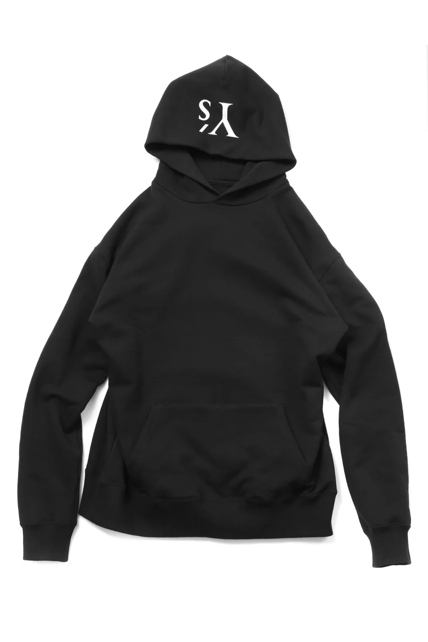 Y's REGULAR FIT LOGO SWEATER HOODIE (BLACK) - Image 2