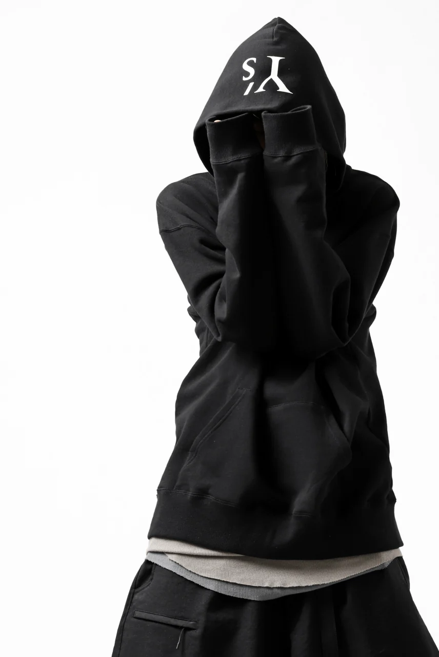 Y's REGULAR FIT LOGO SWEATER HOODIE (BLACK) - Image 33