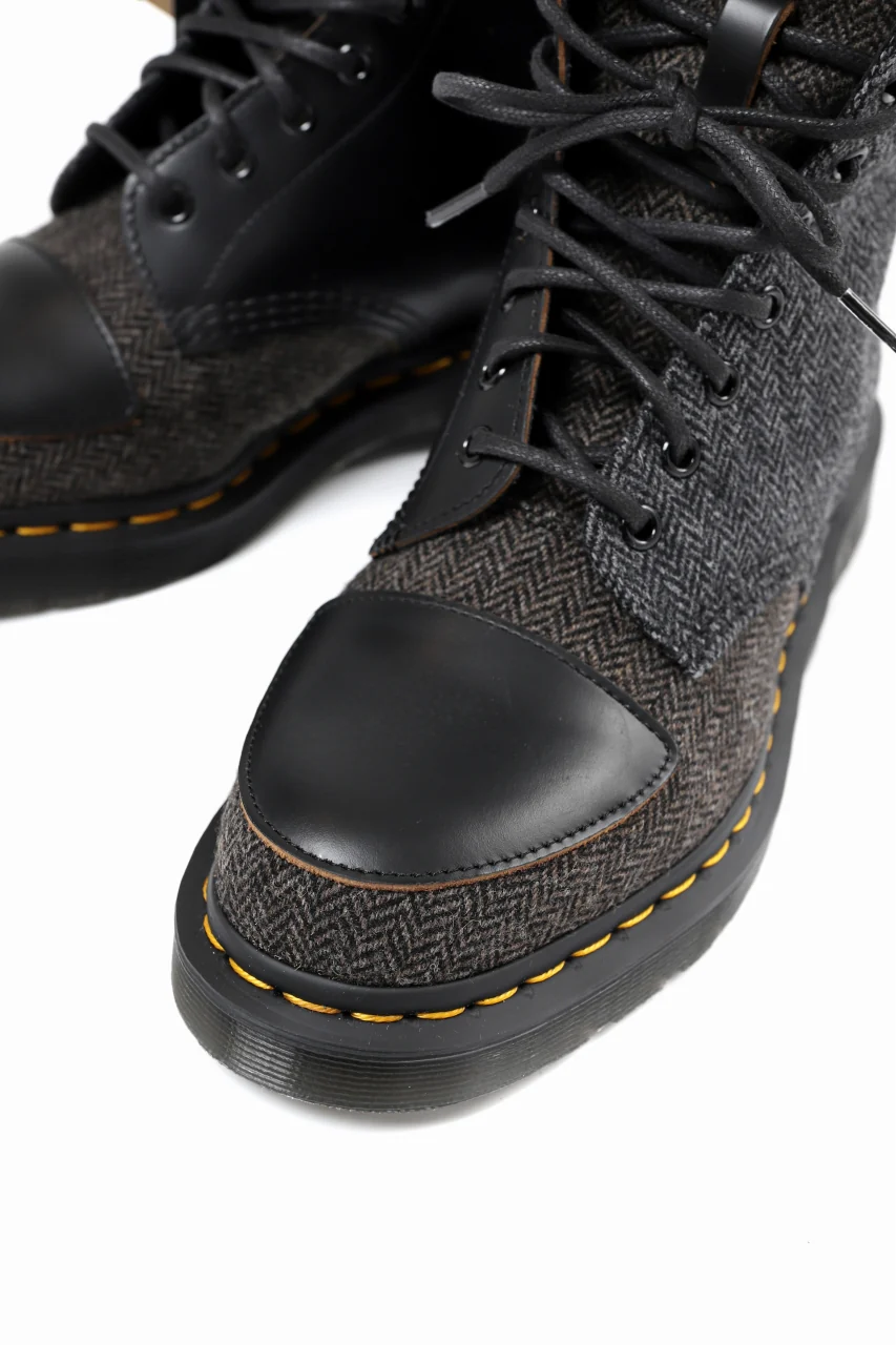 Y's x Dr. Martens 10-EYES BACK ZIP BOOTS / MOON FABRIC (BLACK) - Image 17