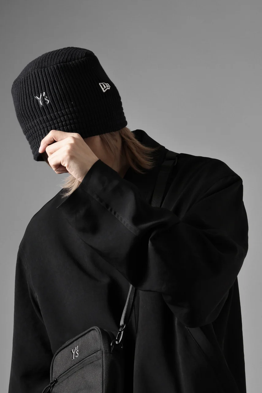 Y's x New Era® KNIT BUCKET OUTLINE HAT (BLACK) - Image 18