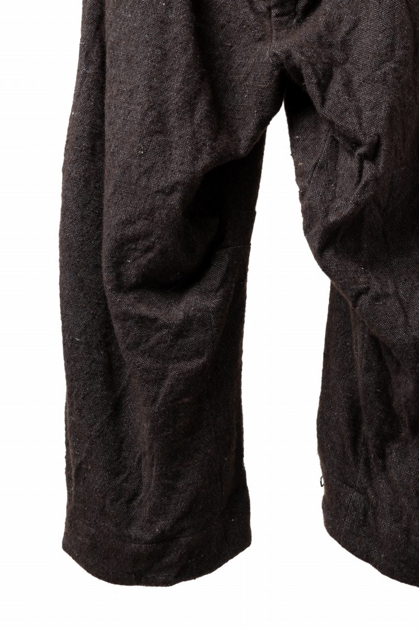 YUTA MATSUOKA 2tucks wide trousers / natural wool linen (dark brown) - Image 16