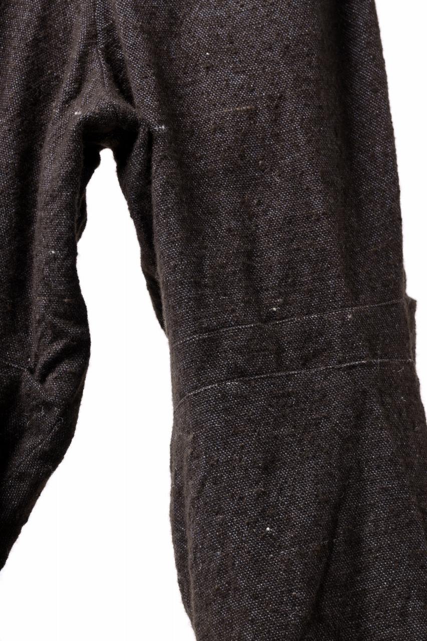 YUTA MATSUOKA 2tucks wide trousers / natural wool linen (dark brown) - Image 25