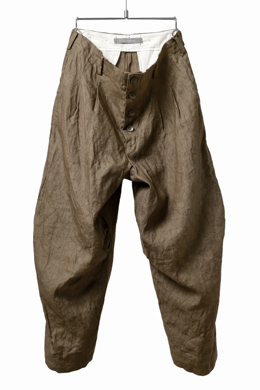 YUTA MATSUOKA 2 tucks wide trousers / sulfur dyed canvas linen (brown) - Image 10