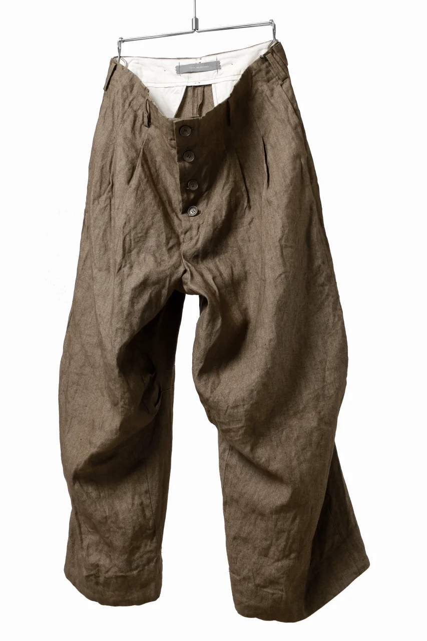 YUTA MATSUOKA 2 tucks wide trousers / sulfur dyed canvas linen (brown) - Image 8