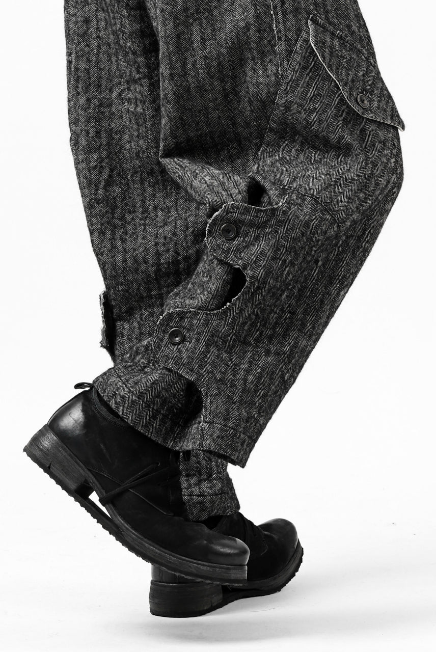 YUTA MATSUOKA buggy trousers / wool linen herringbone (charcoal grey) - Image 14
