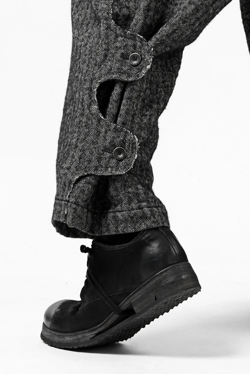 YUTA MATSUOKA buggy trousers / wool linen herringbone (charcoal grey) - Image 38