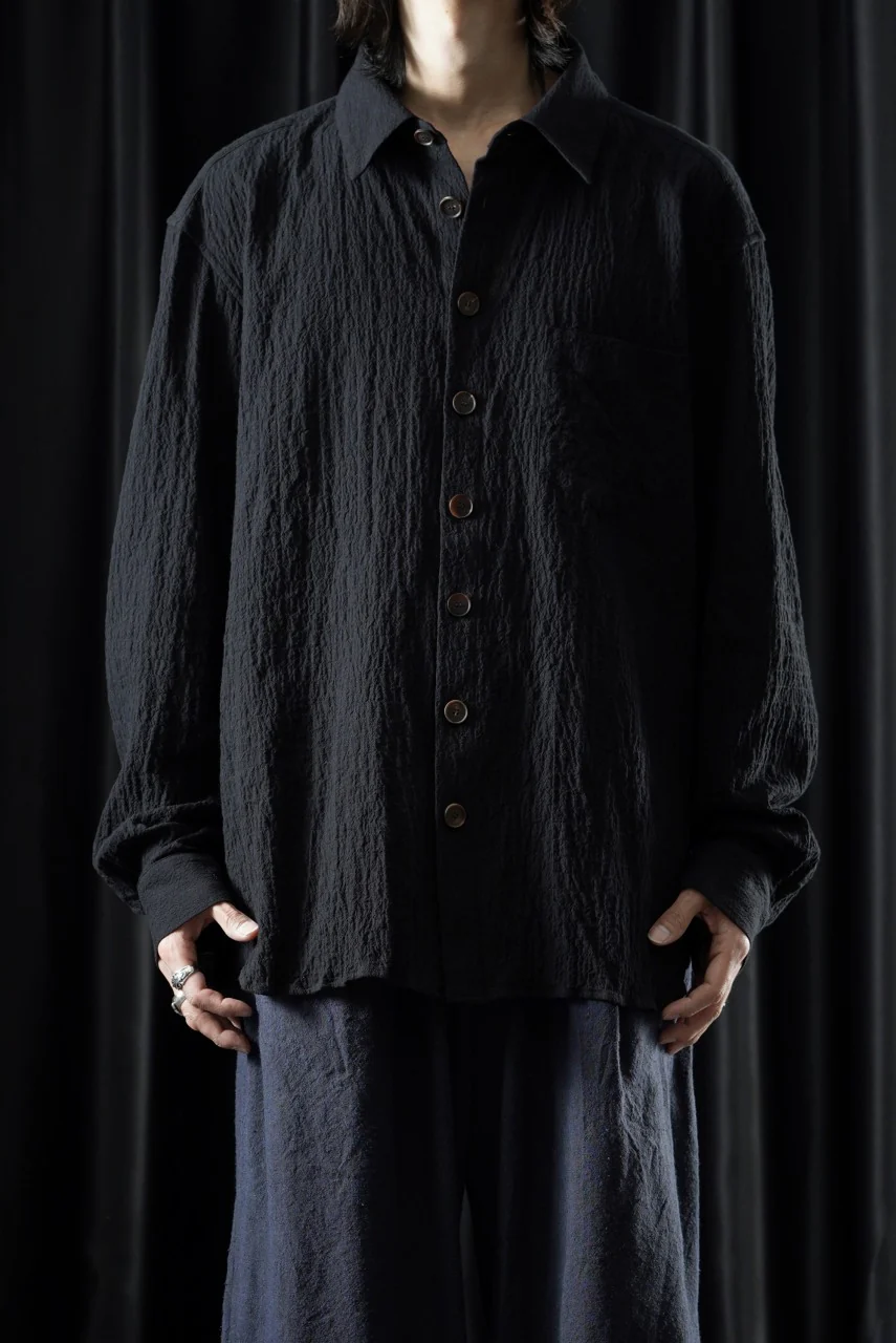 YUTA MATSUOKA classic shirt / shirring lawn (black) - Image 3