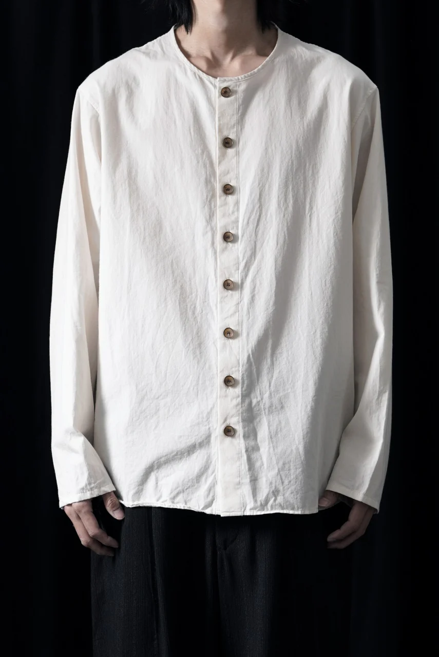 YUTA MATSUOKA collarless shirt / broad cloth cotton (off white) - Image 2