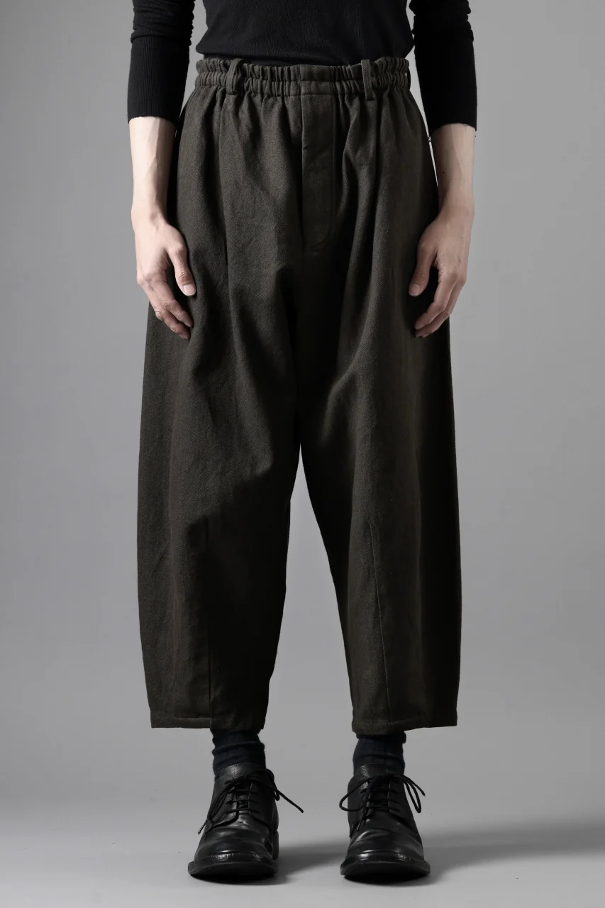 YUTA MATSUOKA dirts tapered trousers / sulfur dyed cotton linen gabardine (brown) - Image 2