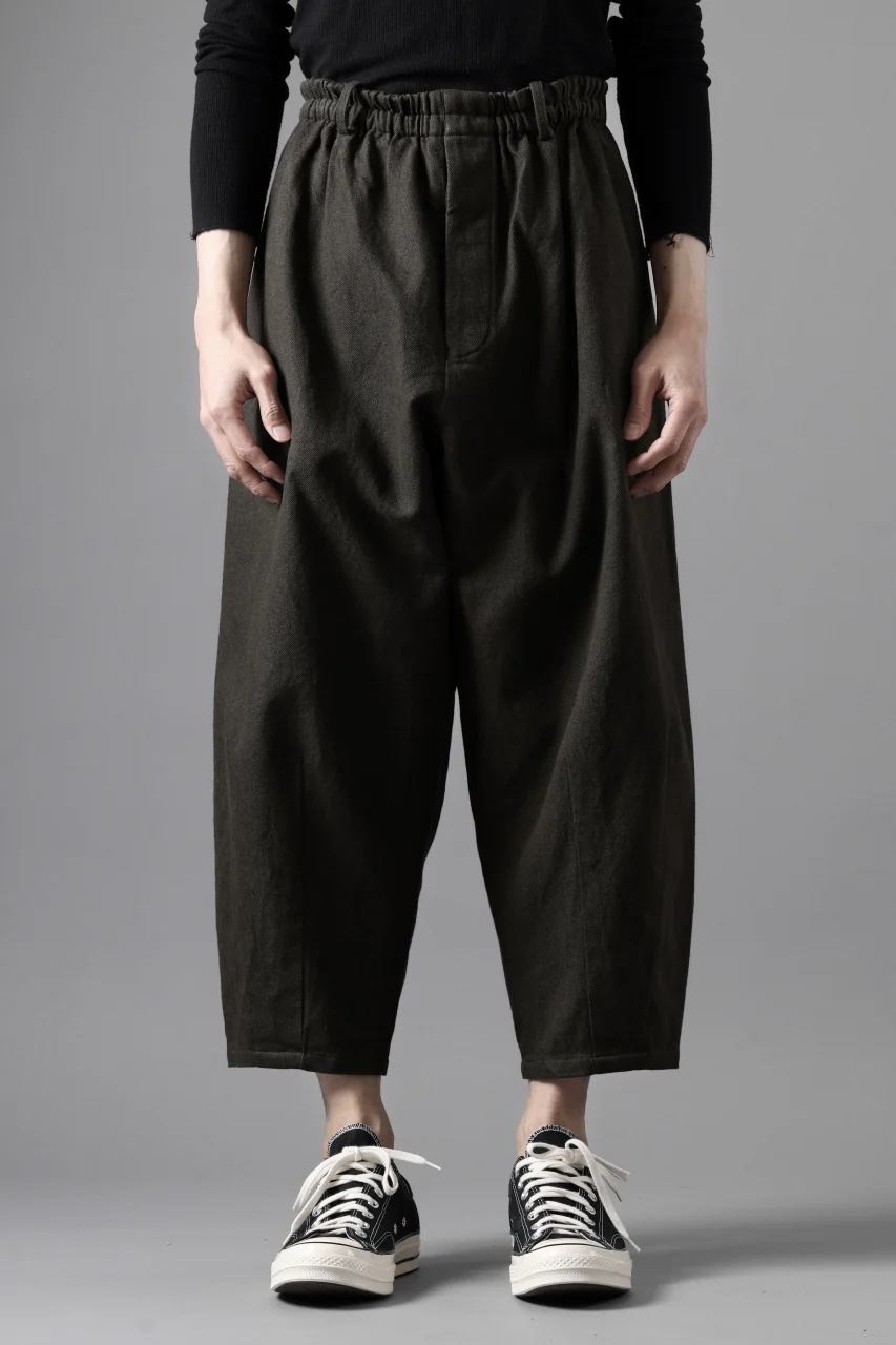 YUTA MATSUOKA dirts tapered trousers / sulfur dyed cotton linen gabardine (brown) - Image 4