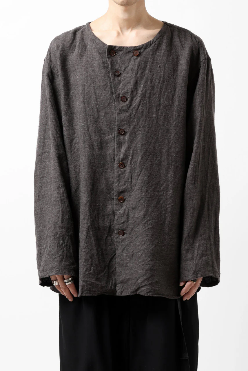 YUTA MATSUOKA exclusive round neck shirt / brushed linen canvas (brown) - Image 2