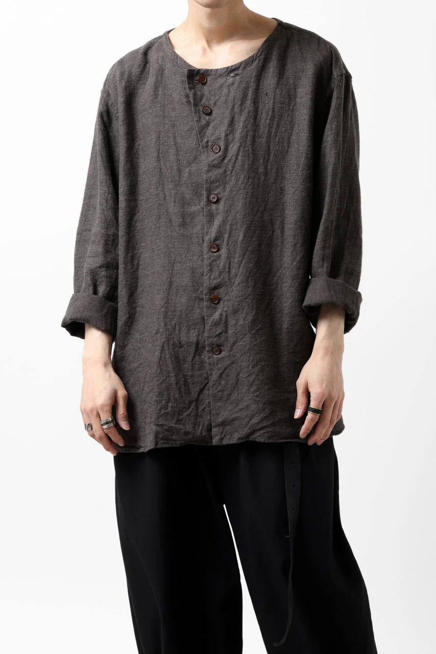 YUTA MATSUOKA exclusive round neck shirt / brushed linen canvas (brown) - Image 8