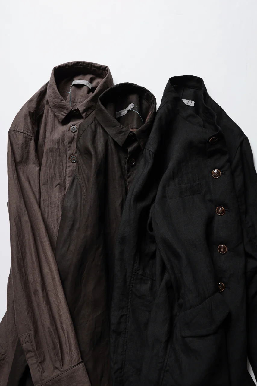 YUTA MATSUOKA long shirt / bengala ink coating linen (reddish brown) - Image 16