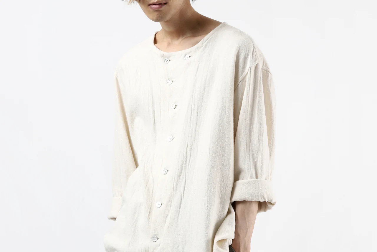 YUTA MATSUOKA round neck shirt / cotton silk nep viyella (white) - Image 42