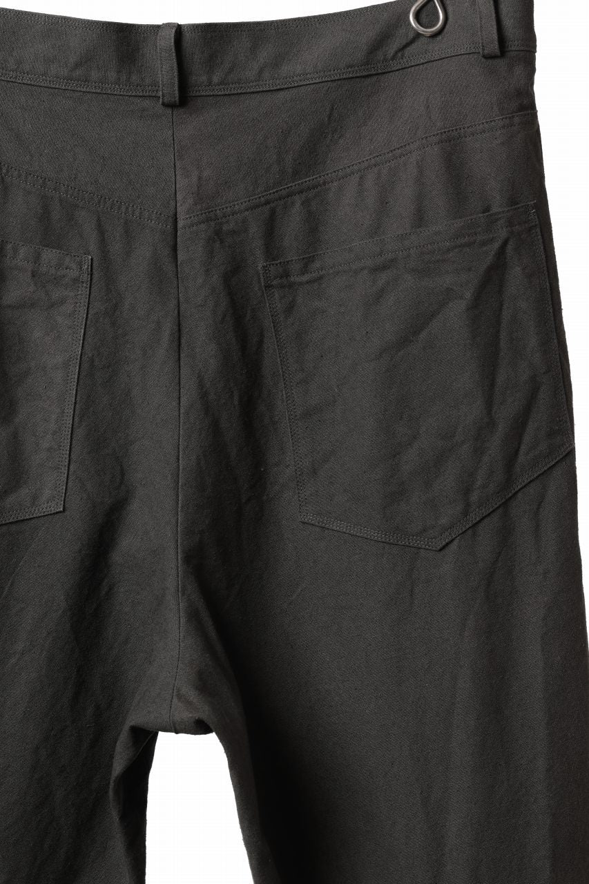 YUTA MATSUOKA three dimensional trousers / linen cotton canvas (brown) - Image 11