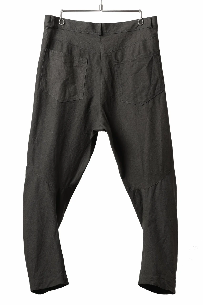 YUTA MATSUOKA three dimensional trousers / linen cotton canvas (brown) - Image 3