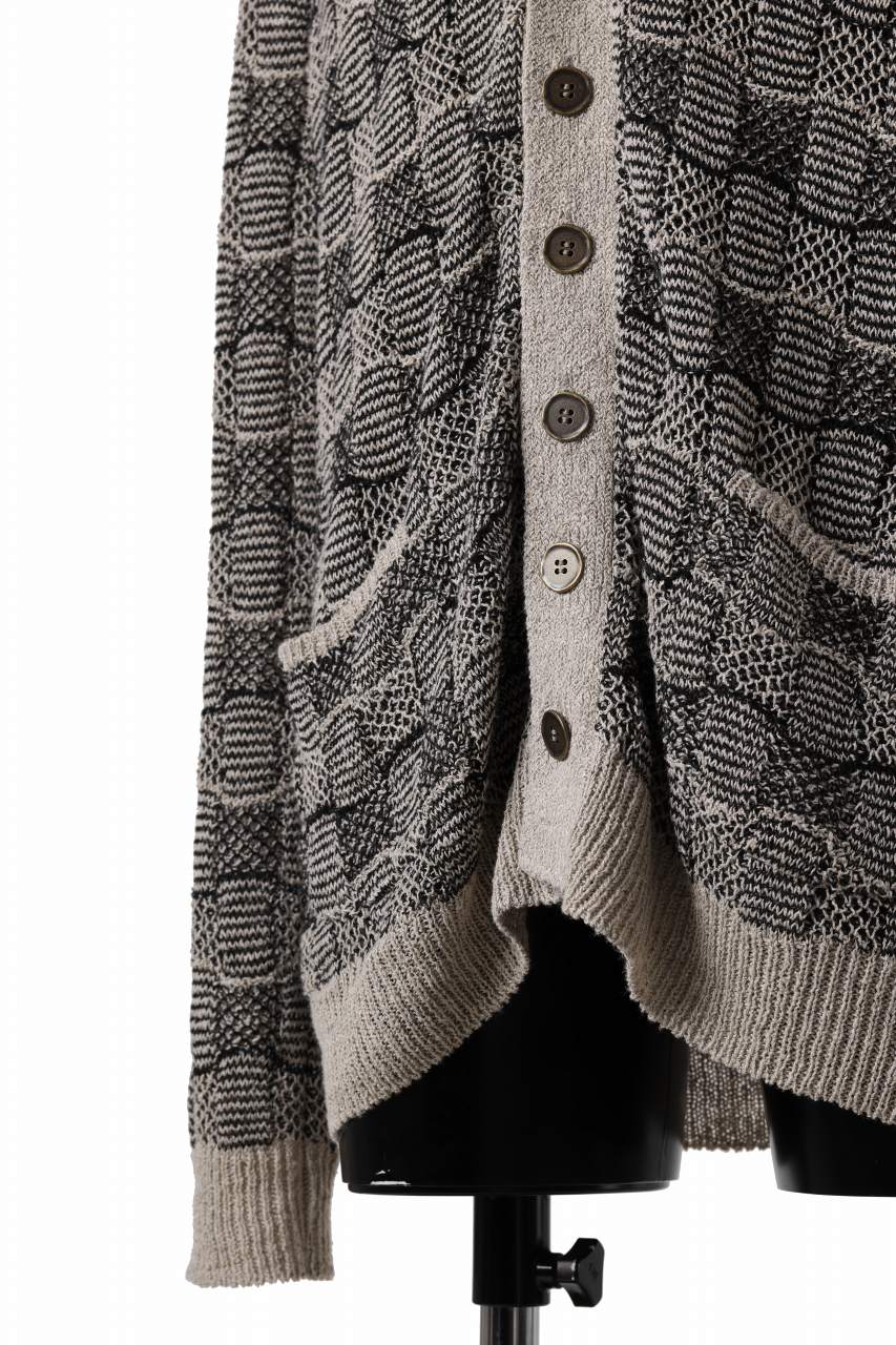 YUTA MATSUOKA v neck knit cardigan / hemp & EU linen links knit (ecru) - Image 9