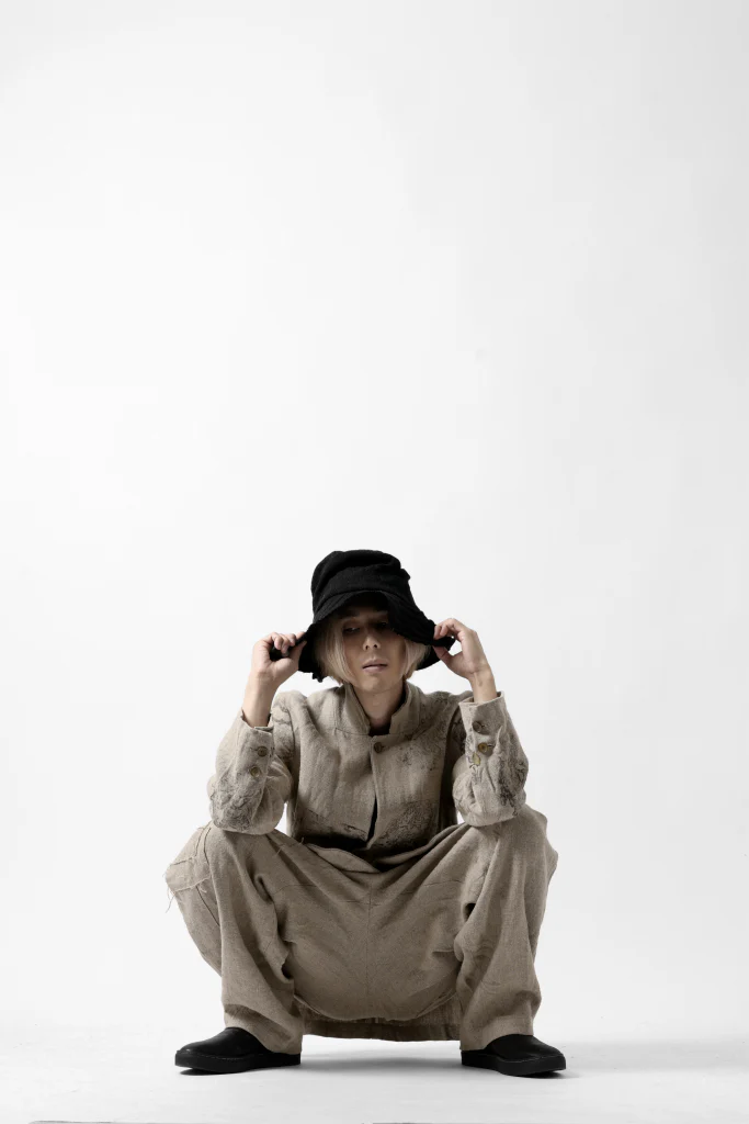 YUTA MATSUOKA wide tapered pants / safiran linen (ecru) - Image 43